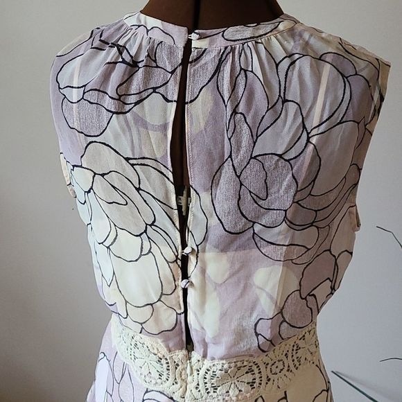 BCBG Maxazria Aymeline Floral Dress 6 - Picture 6 of 8